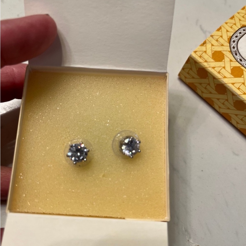 Stella and Dot Sparkly stud earrings